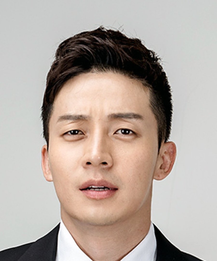 Heo Kyung Hwan