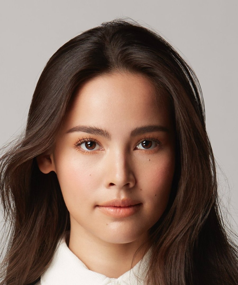 Yaya Urassaya Sperbund