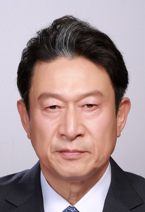 Kim Eung Soo