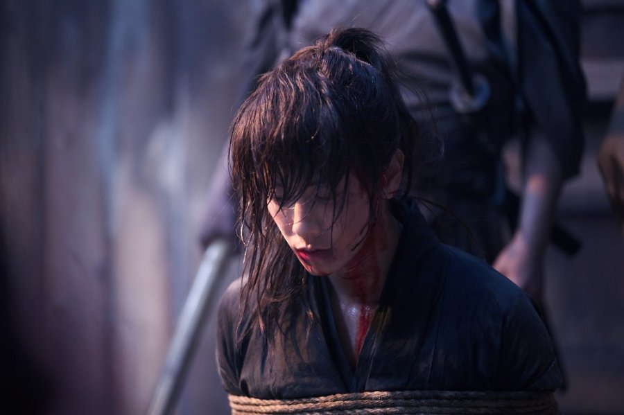 دانلود فیلم ژاپنی شمشیرزن دوره گرد سرآغاز 2021 Rurouni Kenshin: The Beginning